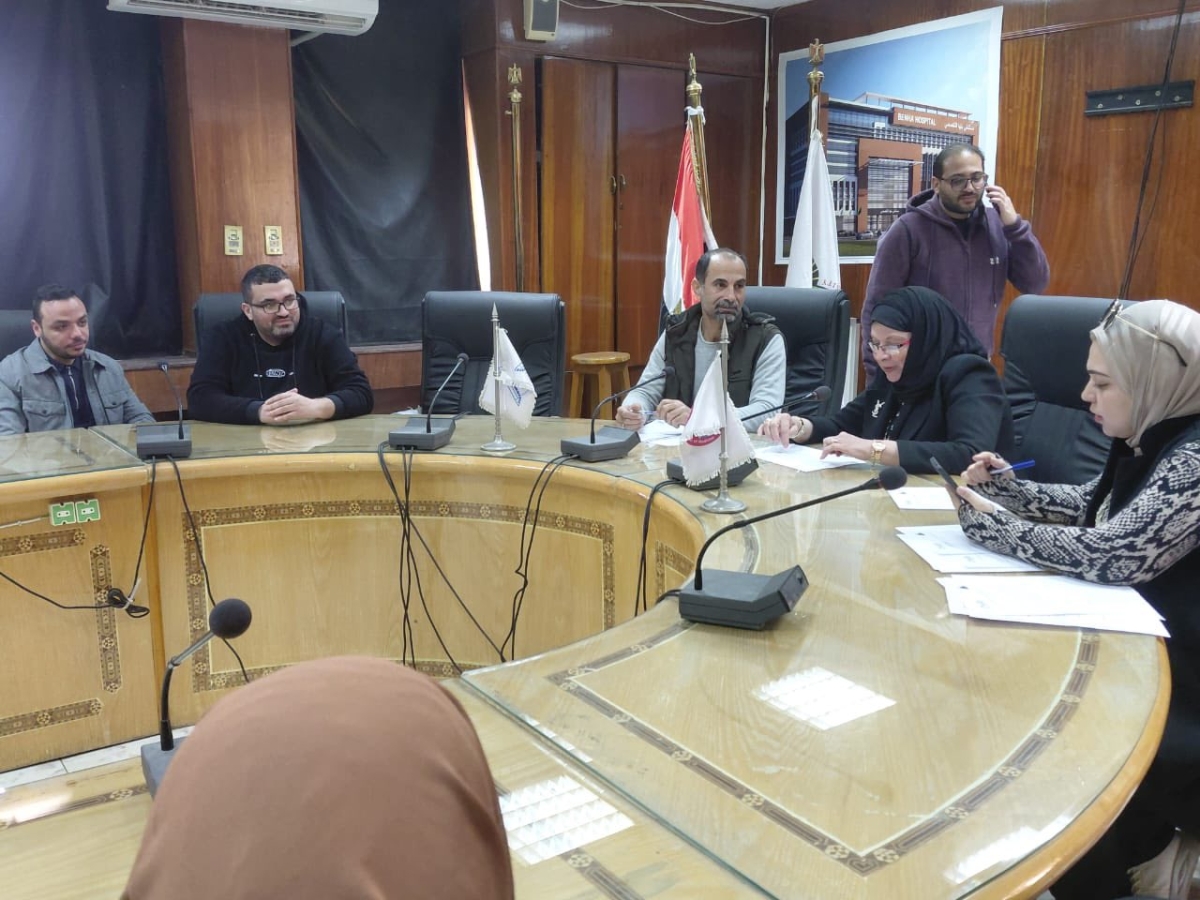 قطاع خدمة المجتمع وتنمية البيئة ينظم اجتماعا موسعا مع منسقى الاقسام الاكلينيكية، لمناقشة آليات تحديث الموقع الالكترونى للكلية