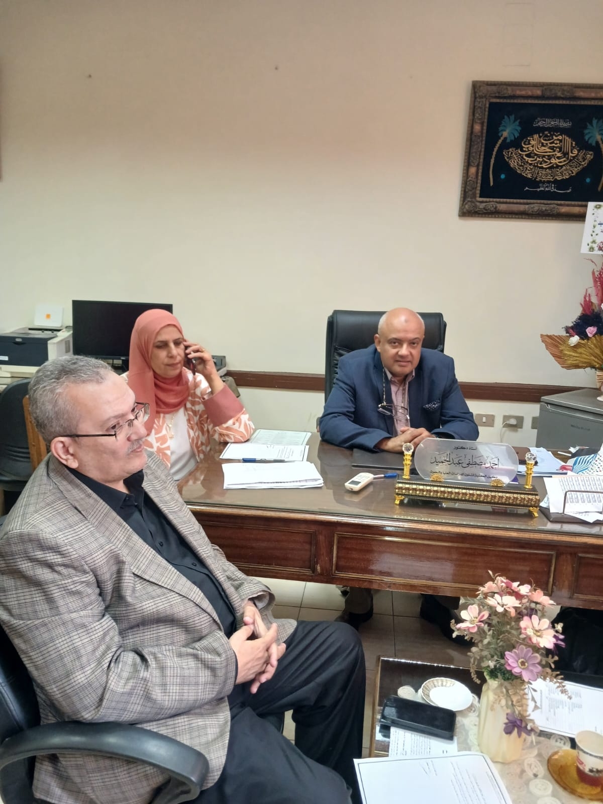 الأجتماع الشهرى للجنه اخلاقبات البحث العلمى